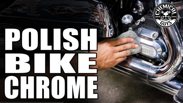 How to Polish Chrome on a Motorcycle